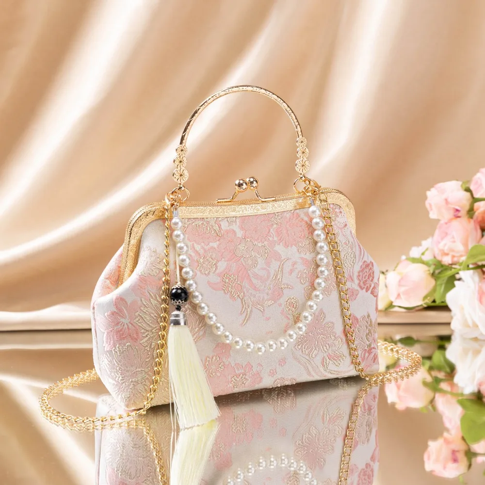 Elegant New Chinese Style Shell Bag Embroidery Decor Fairy Look Women Purse Shell Shape Crossbody Bag Hanfu Match
