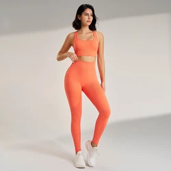 Nuova tuta sportiva tinta unita leggings body da donna palestra yoga reggiseno pantaloni da yoga tuta a vita alta sollevamento e raccolta dell'anca