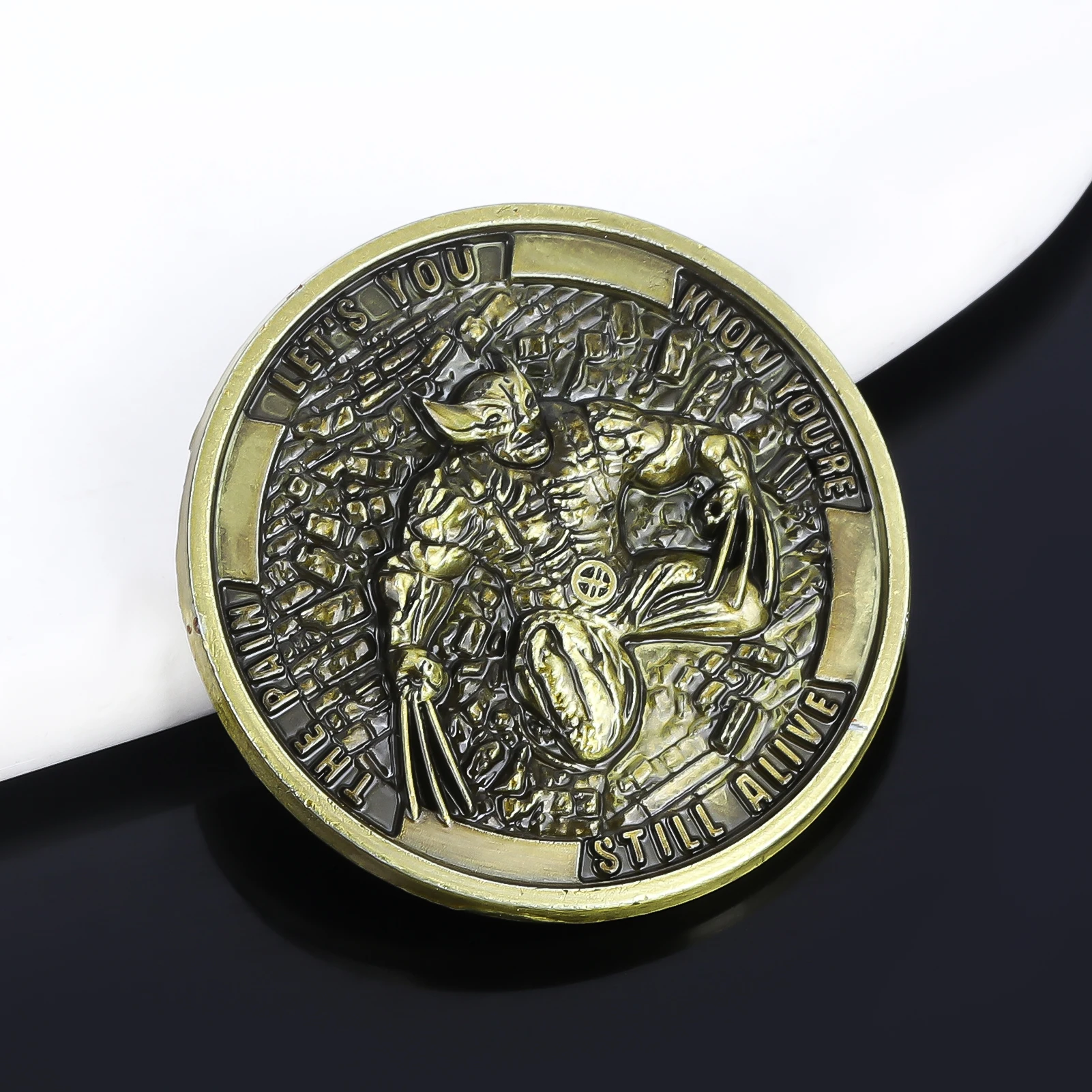 Movie Dead Hero Coin Wolverine Out of Wall Metal Coin Prop Accessories Collection Jewelry