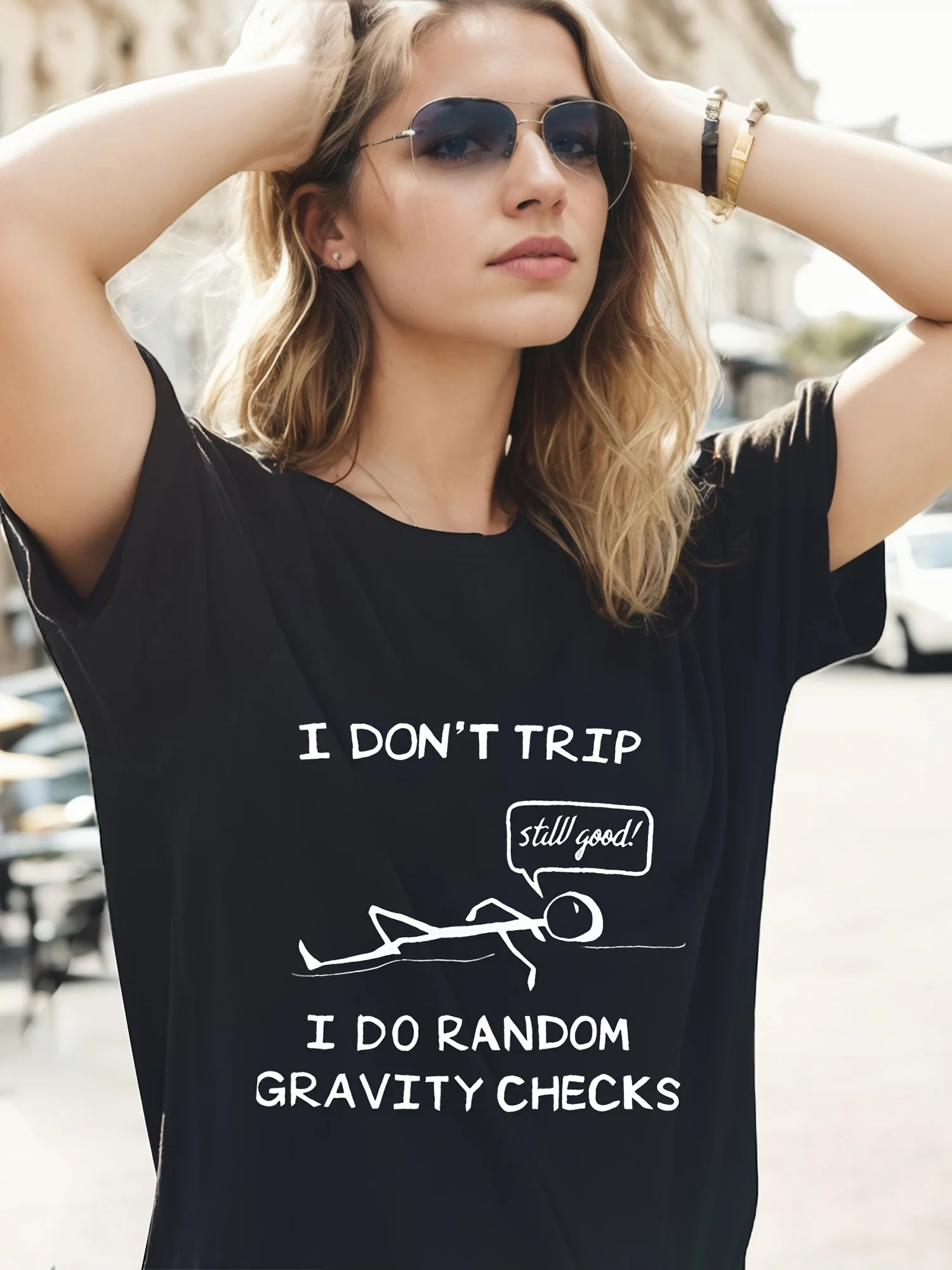 Camiseta feminina I DON T TRIP de algodão com ajuste confortável, ajuste regular, tecido leve elástico
