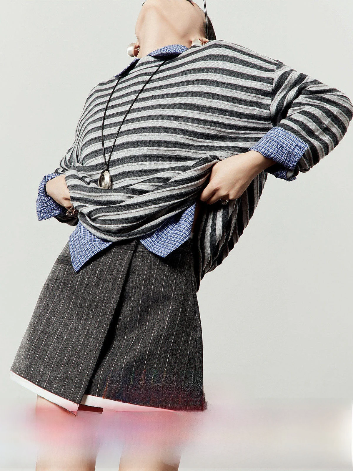 

Женский свободный повседневный топ в полоску с круглым вырезом, весна 2026, новинка, универсальный, легко сочетается со всем, бренд Zhou Libo