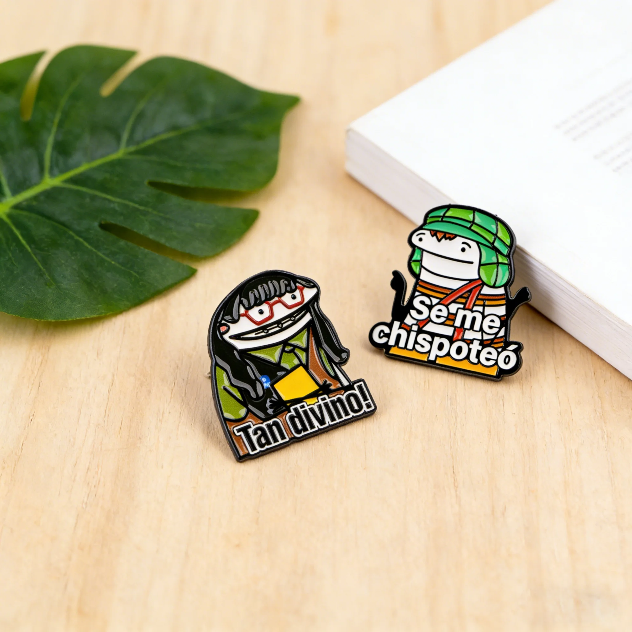 

"Tan divino!" Spanish Quotes Enamel Pin Brooches For Lapel Pin Badge on Backpack Clothing Accessories Fashion Jewelry Gifts 2pcs
