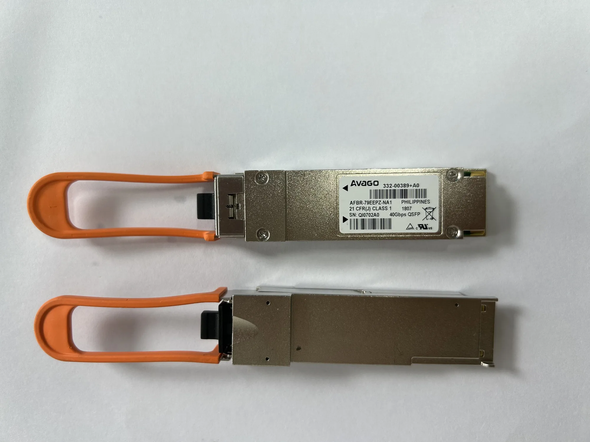 

NetAPP X65401 332-00389 40Gbps QSFP 332-00389+A0 AFBR-79EEPZ-NA1 Avago 40G QSFP Fiber Optical Module