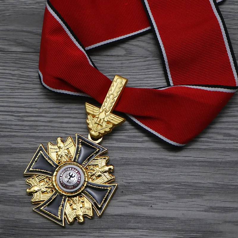 ロシアの年代物、イーグルメダル、映画とテレビの小道具のための刻まれたハーモニー版の小道具、57