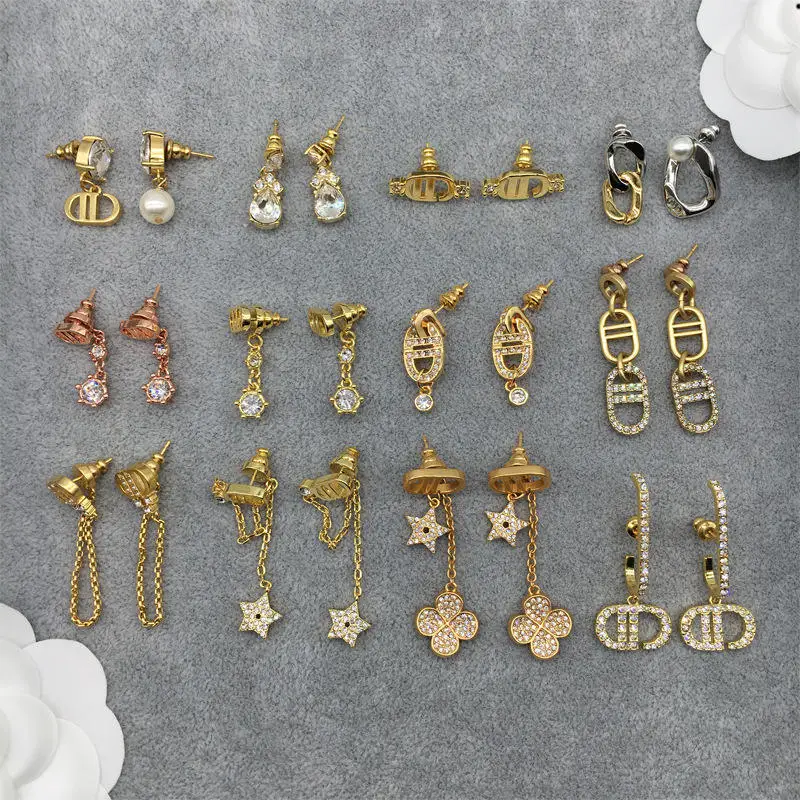 

Винтажные серьги-гвоздики из серебра 925 пробы с иглами, латунные позолоченные серьги-гвоздики с клевером и буквами, элегантные жемчужные украшения для подарков