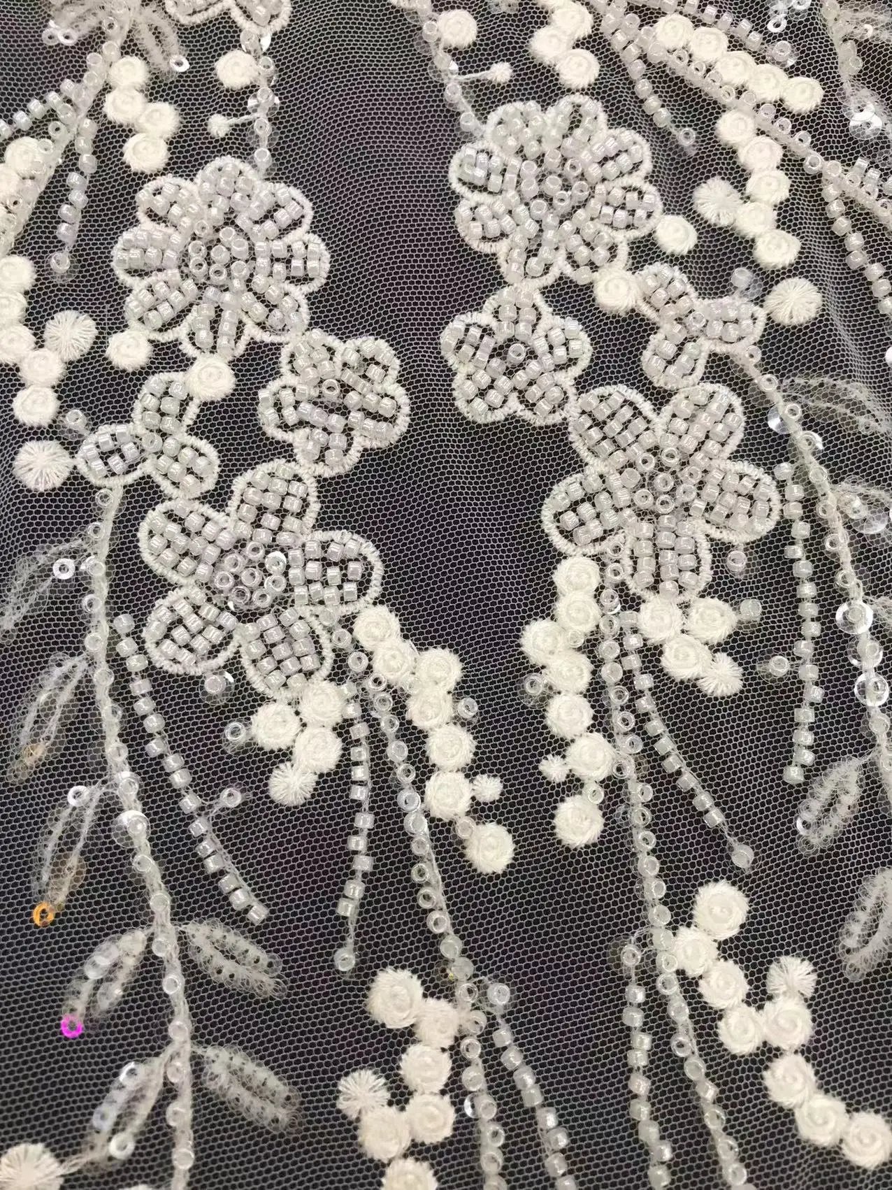 

2025 New listing exquisite white short bead tube flowers beautiful wedding dress embroidery, high-end luxury wedding dress