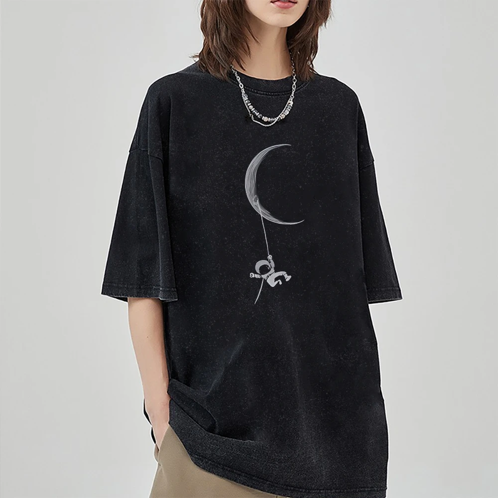 

Unisex Oversize T-Shirt Vintage Washed Tee Lunar Astronaut Pattern Setting Overseas Export Cheap Items Round Neck Outerwear