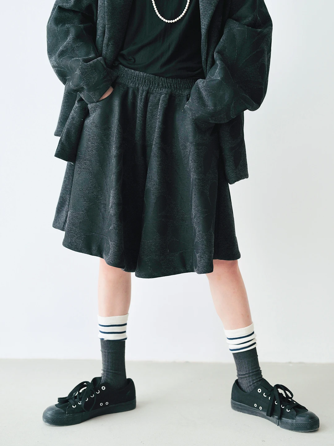 IMAKOKONI original design pocket elastic waist solid color woolen shorts five quarter pants 244764