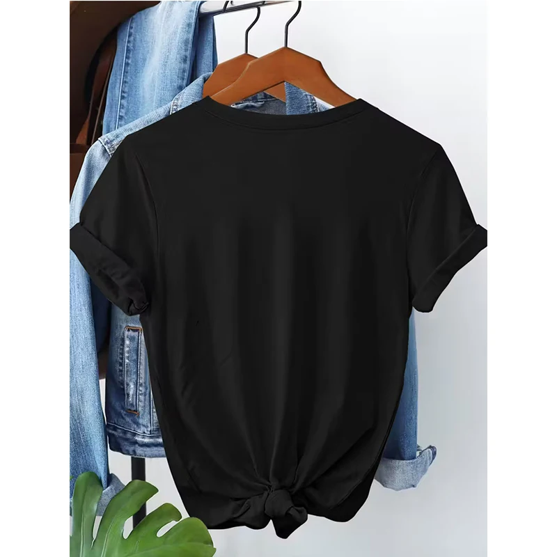Women's Floral Daisy Applique Faith Hope Love Print Short Sleeve T Shirt 90s Crew Neck Tees Tops Women Casual Gothic Y2k Clothes