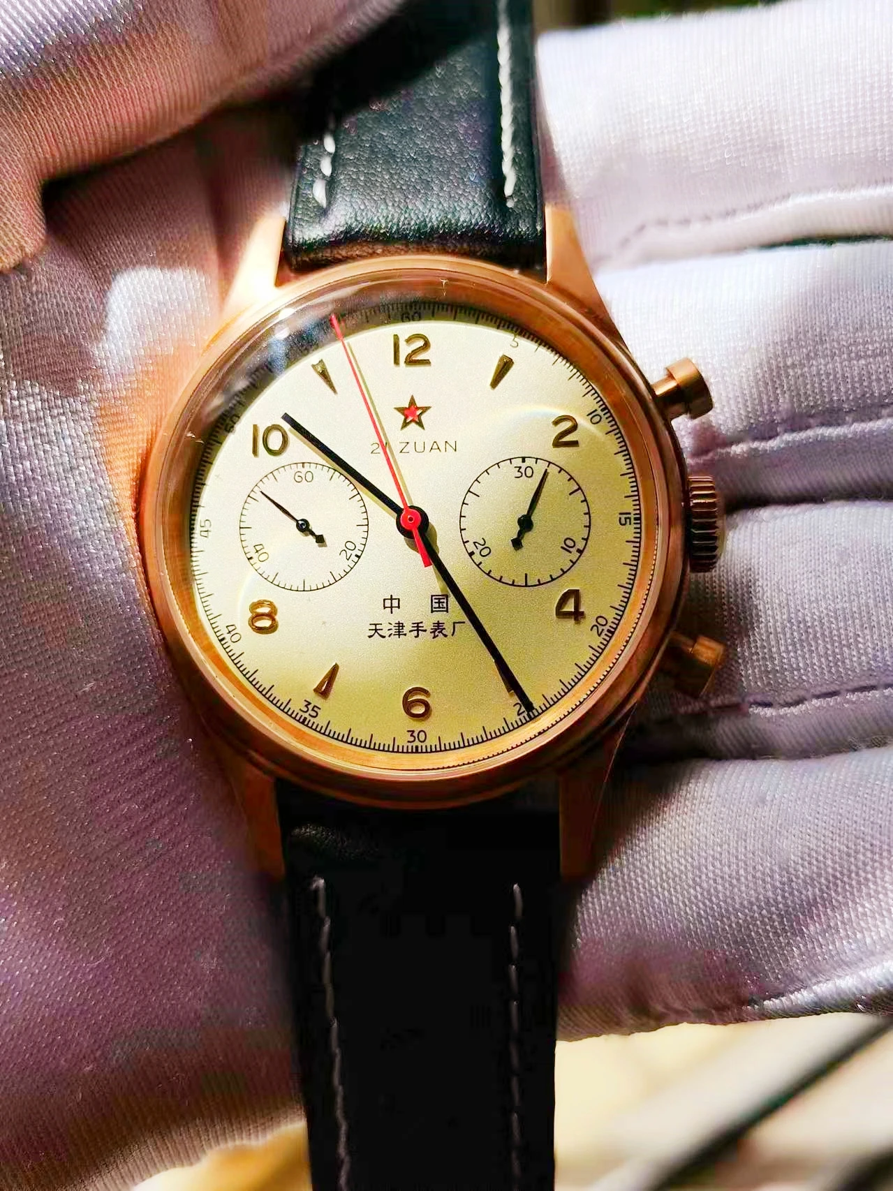 ساعة ميكانيكية بمرآة ياقوتية ، برونزية ، شخصية ، طيران قديم ، رجل قوي ، حركة تيانجين ، ST1901 ،