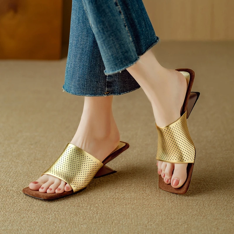 

Women's New Spring/Summer Square Headed Leather Cowhide Hollow Hole Breathable Slope Heel Open Toe Middle Heel Slippers