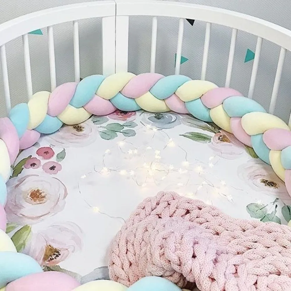Baby Crib Bumper Handmade Cot Bumper Breathable Washable Bed Bumper Soft Plush Edge Protection Knotted Cushion Home Decorations