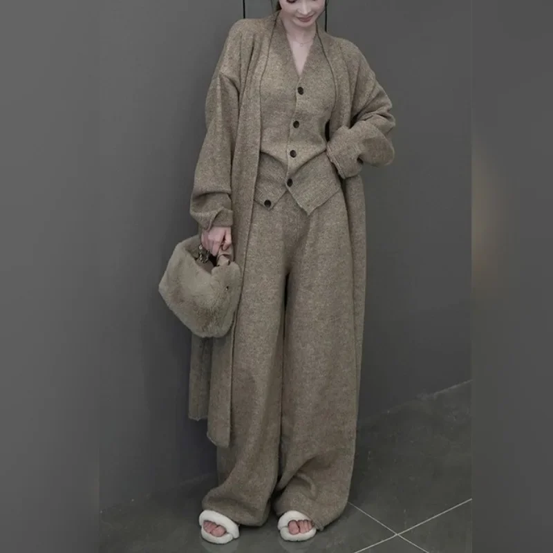 

Three Piece Casual Long Sleeved Knitted Cardigan Vest High Waisted Pants Autumn Winter New Casual Fashionable Comfortable Sets