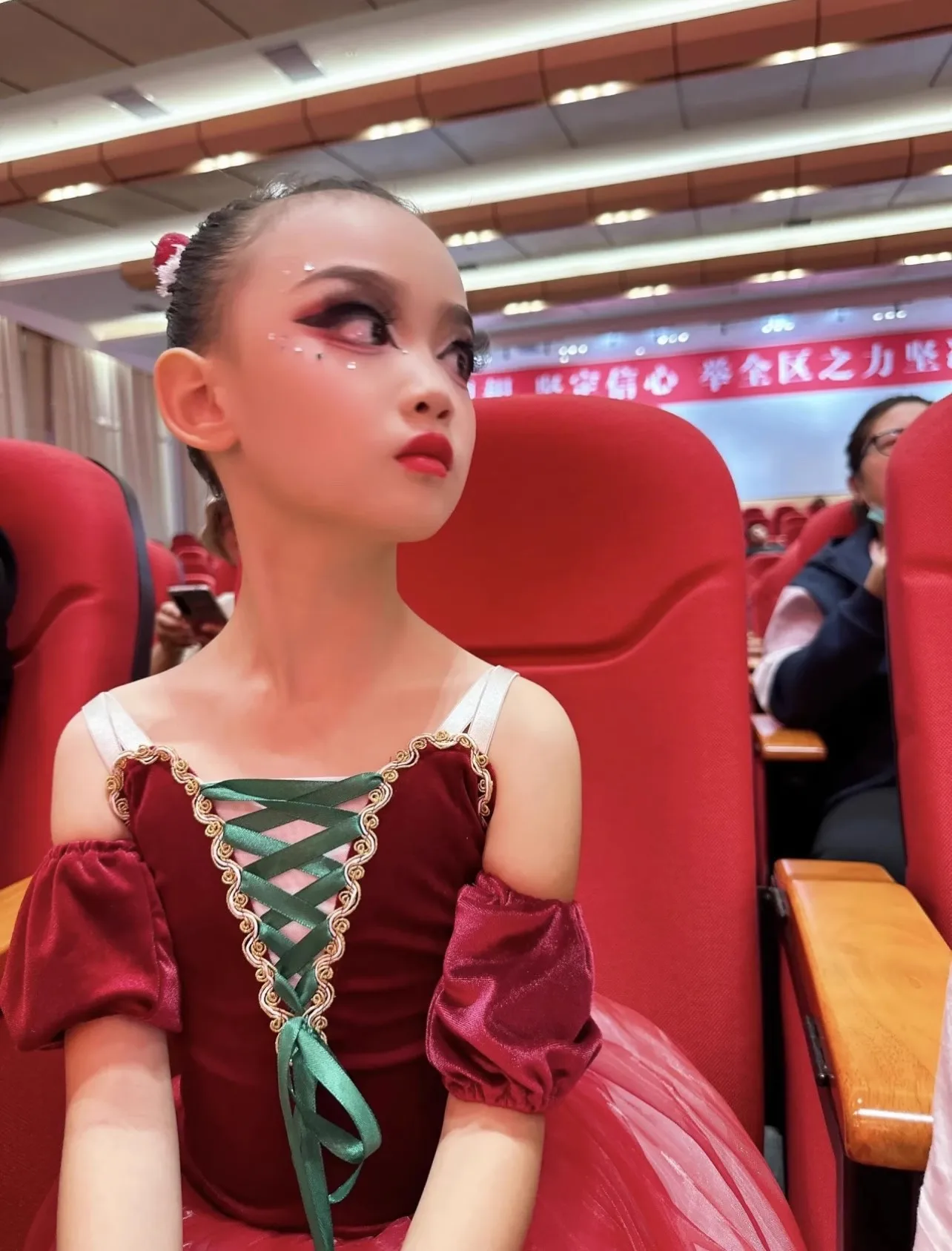 Costume da danza classica per bambini, gonna tutù da fata rossa, carota ciliegia, spettacolo da competizione professionale, nuovo, autunno