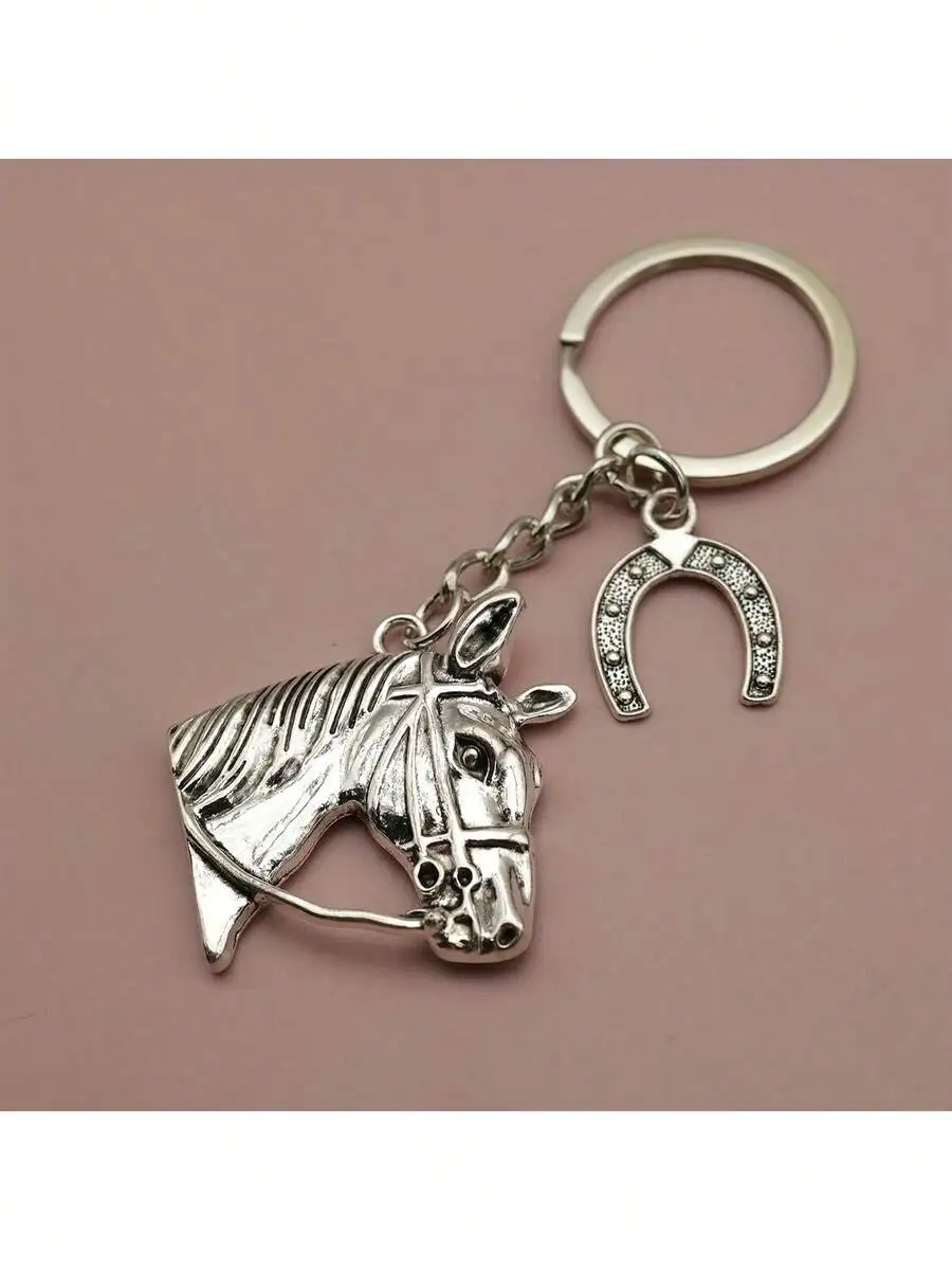 

Alloy Horse Head Keychain With Horseshoe Charm Retro Car Bag Accessory For Adults