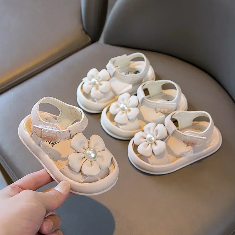 

2025 Summer Baby Sandals Cute Flower Pearl Soft Princess Girls Shoes Kids Beach Sandals Non-slip Comfortable Baby Toddler Shoes