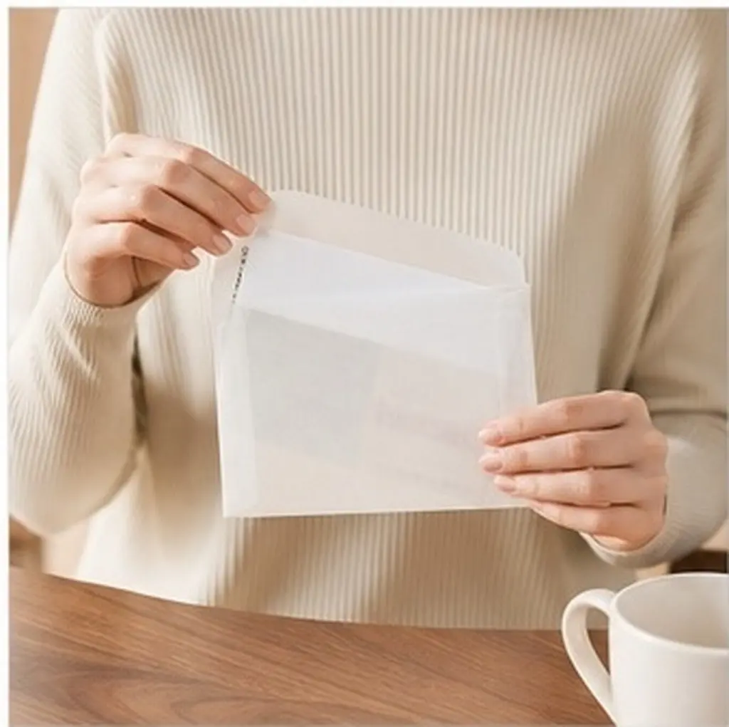 100Pcs Glassine Envelopes Acid-Free 3.9x2.8 Inch Translucent Paper Invitations Business Cards Gift Tags Mini Decorative