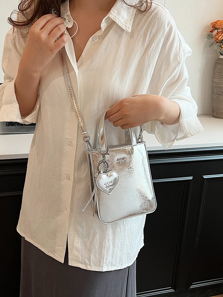 Fashionable Silver Bucket Bag Women\'s Crossbody Handbag Chic Sensation Autumn Winter New Style Handbag Soft PU Leather Small ...