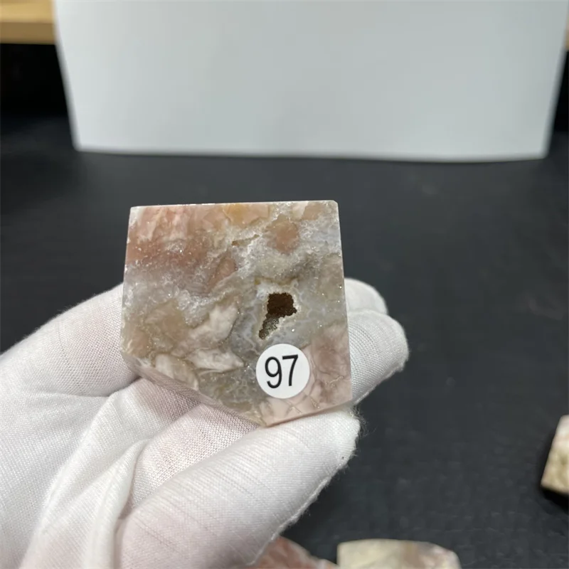 High quality natural pink purple agate random shape crystals healing stones quartz  for gift
