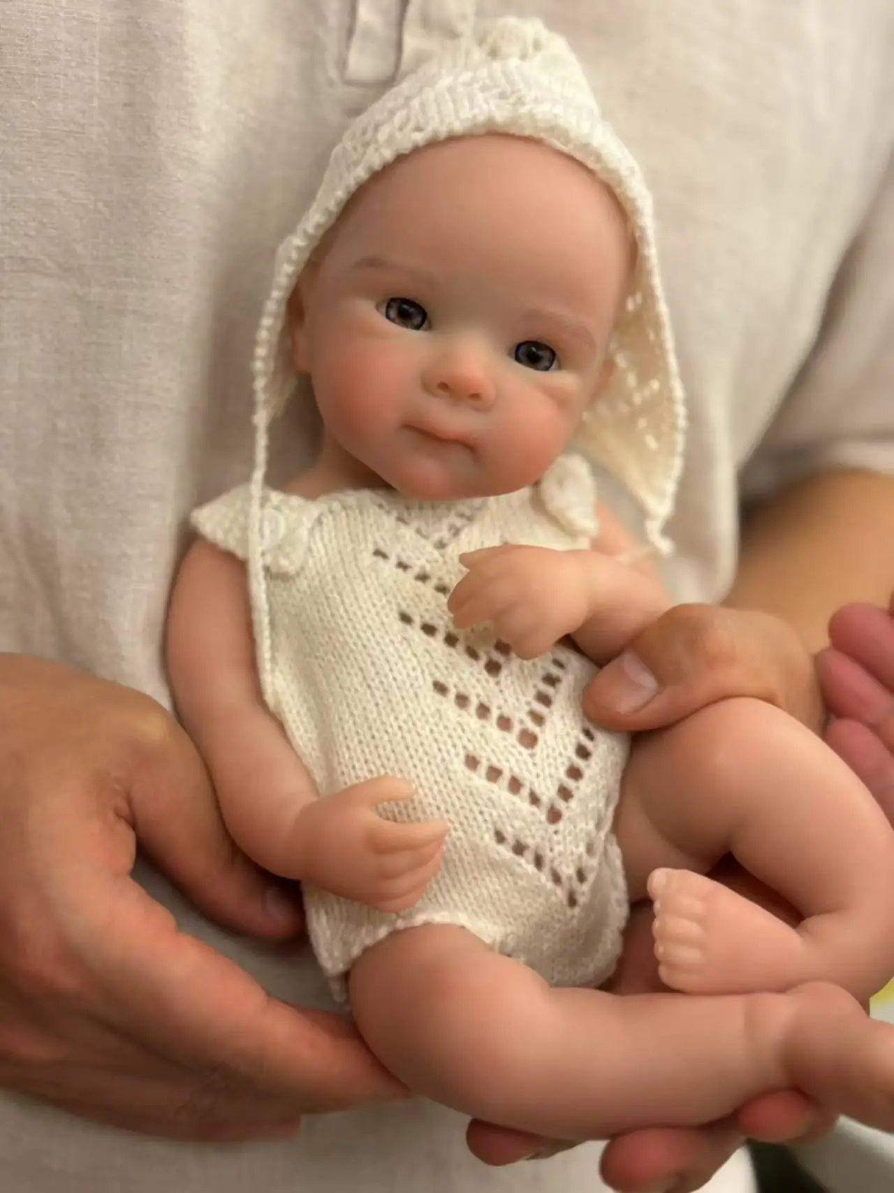 13 Inch Open Mouth Silicone Bettie Girl Handmade Reborn Doll with 2 Sets of Clothes Washable Collectible Muñecas Renascida Bebe