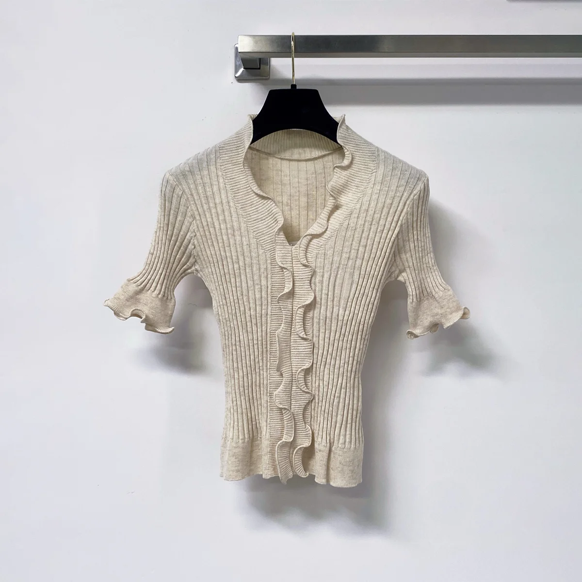 2026 High quality women's black fungus edge V-neck pit stripe short sleeved knitted sweater--hb812