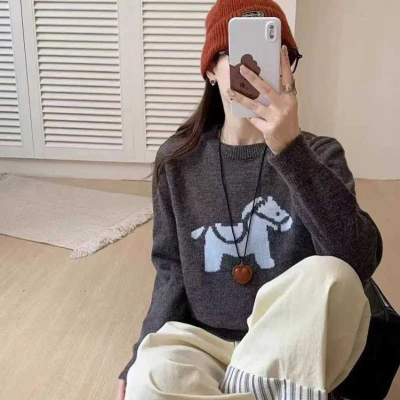 

New 2026 Women's Soft Plu Bear Velvet Hooded Knitwear Red New Year Faion Versatile Design Korean Sle Loose Fit Long Sve