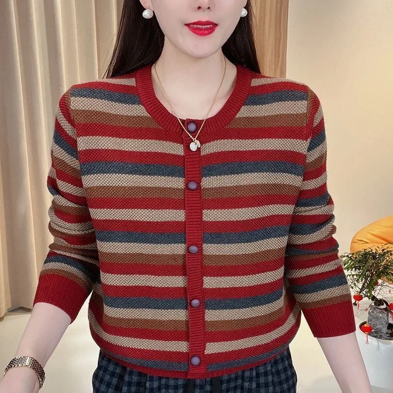 New Spring Casual round Neck Gradient Color Block Soft Fine Knitted Sweater Women's Young Mom Style Knitwear Lightweight Fly ...