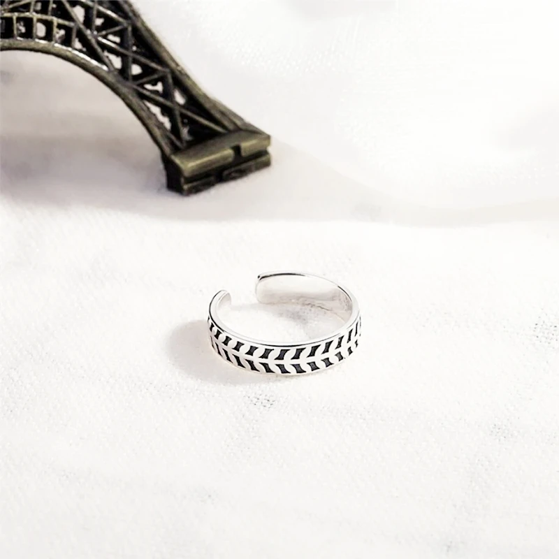 Fresh Leaf Retro 925 Sterling Silver Literary Personality Female Resizable Opening Rings RI109