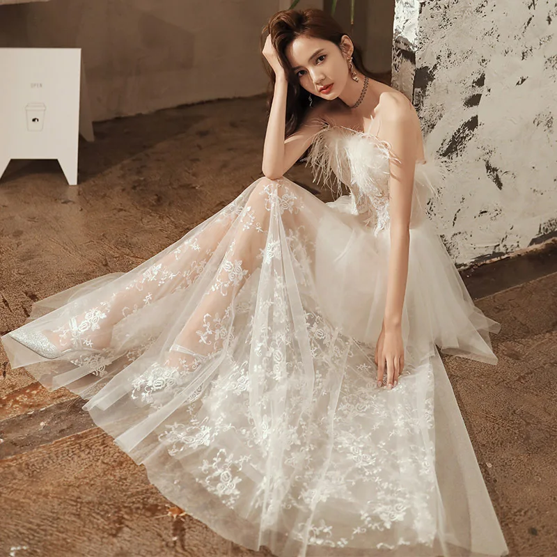 

White Feather Strapless Quinceanera Dress Elegant Tulle Lace Embroidery Prom Gown A-line Backless Birthday Dresses For Girls