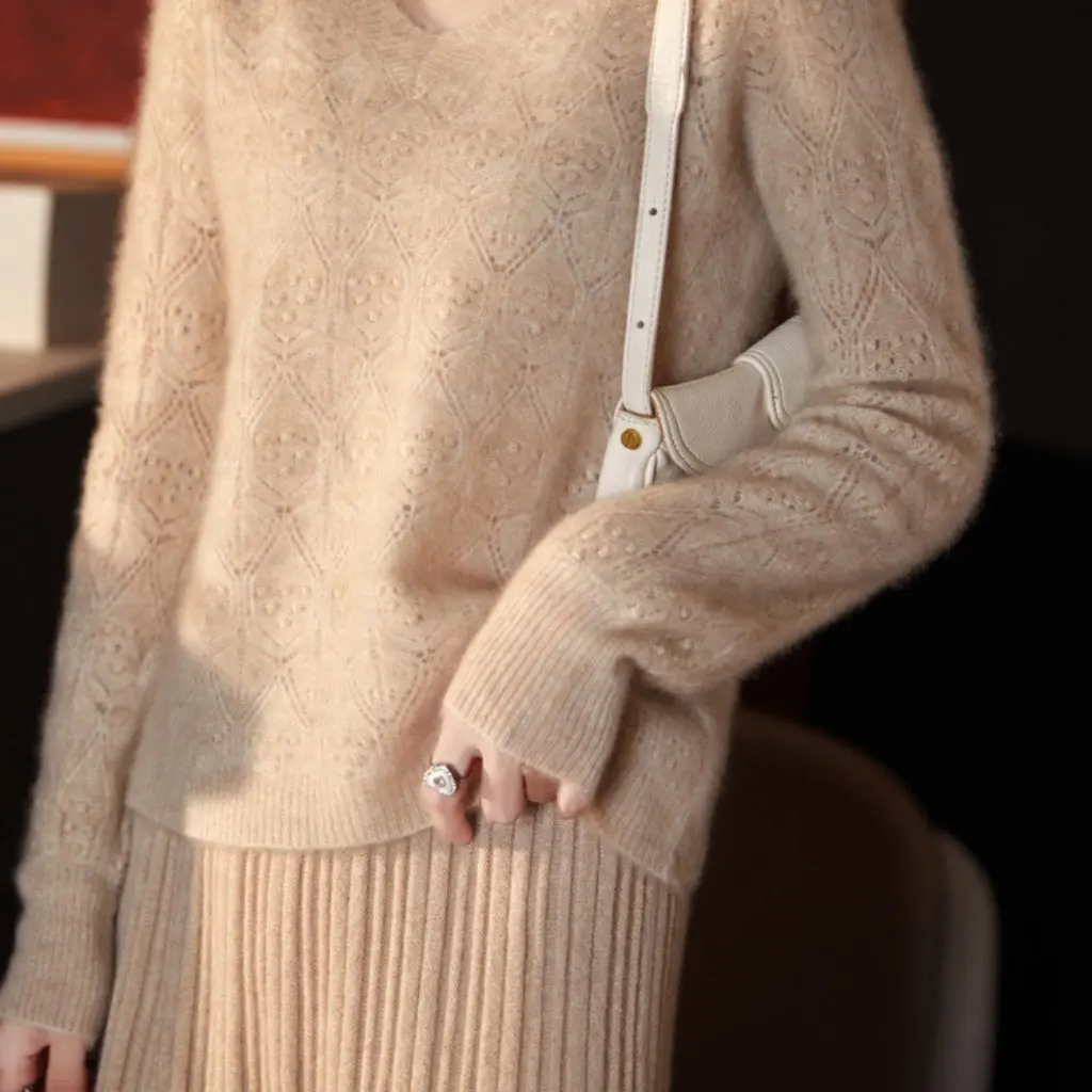 

Women's French Style Solid Color Knitted Sweater V-neck Hollow-out Long Sleeve Slimming Elegant Commuter Wool Top