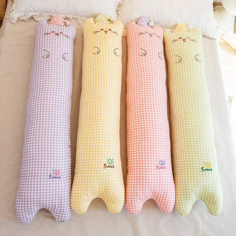 Leuke Lange Kat Knuffels Kawaii Kat Nachtkastje Kussen Rustgevend Gevuld Kussen Verjaardagscadeau voor Kinderen Kawaii Room Decor