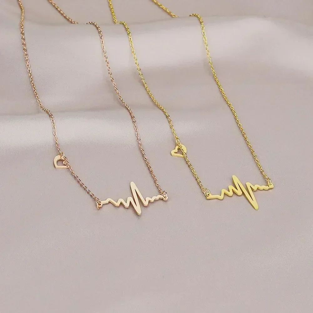 

High-end, niche pendant necklace, multi-functional collarbone chain, women's jewelry