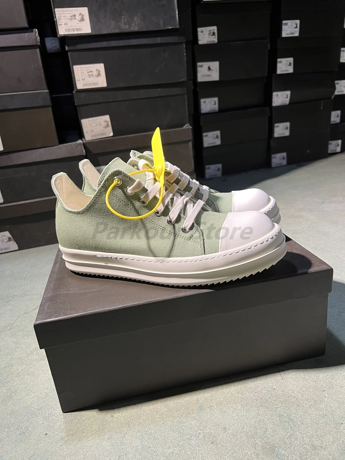 Military green canvas low cut casual shoes, boots, sports multi-functional, high-quality, men's and women's new fashion styles