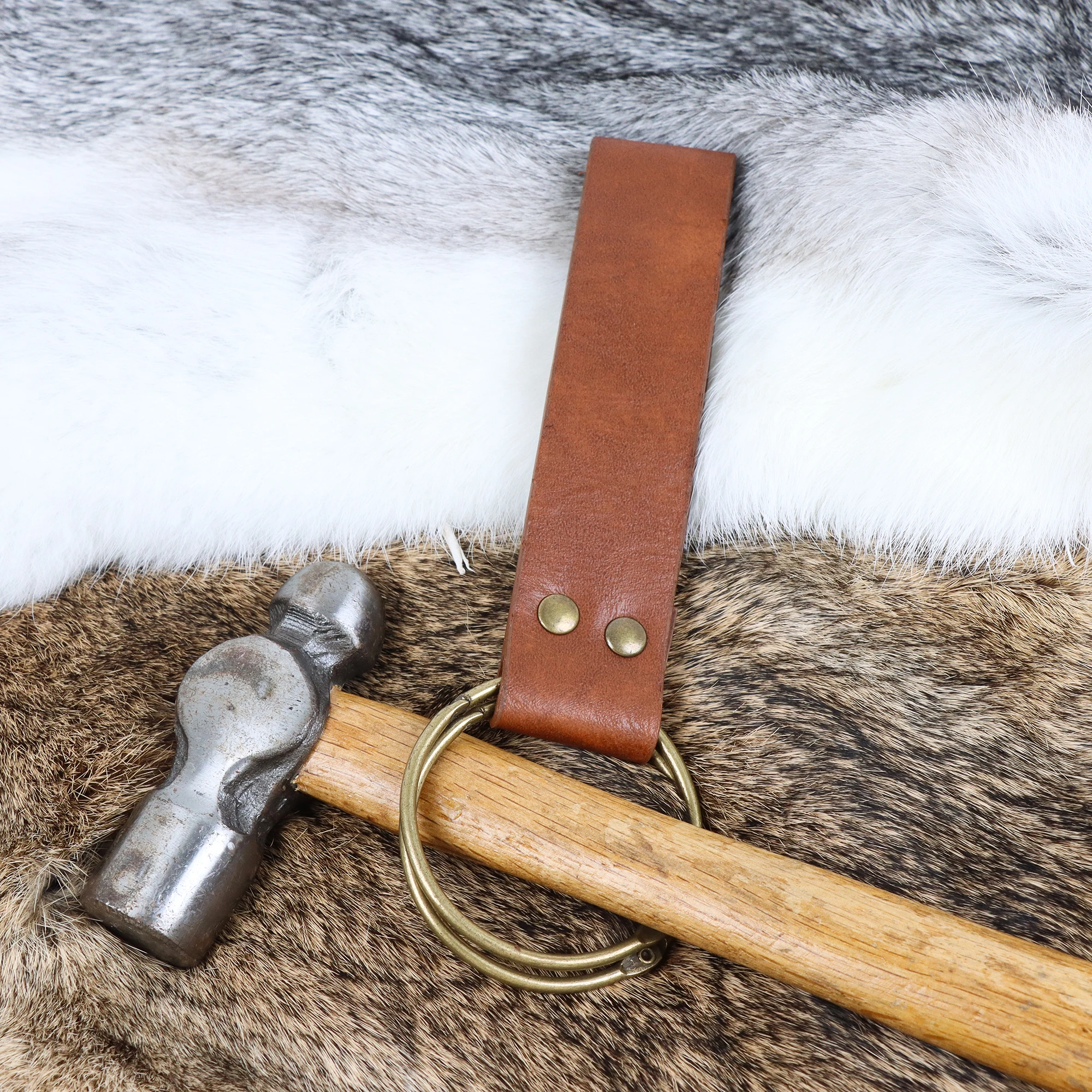 حزام مشبك حزام تقليد عتيق من القرون الوسطى مع زجاجات جرعة معالج الخيال، حقيبة الخصر لإكسسوارات أزياء الفايكنج للحفلات Pe