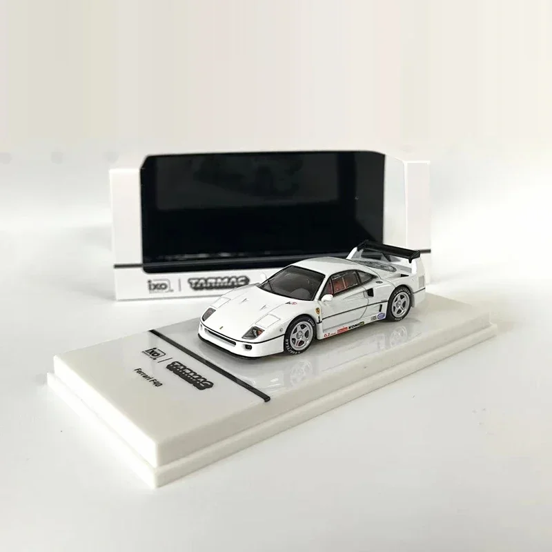 

Tarmac Works 1:64 Toy Model Car F40 Lightweight Alloy Die-Cast Sport Vehicle Display -White