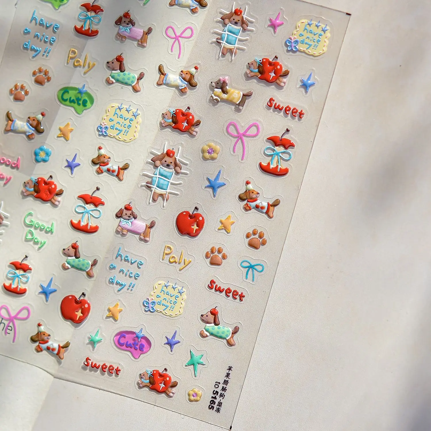 Été plage Vibrant Floral Hula danseurs Sexy Bikini coeur-ombre lunettes océan étoile de mer pétale 5D Nail Art autocollant manucure décalcomanie