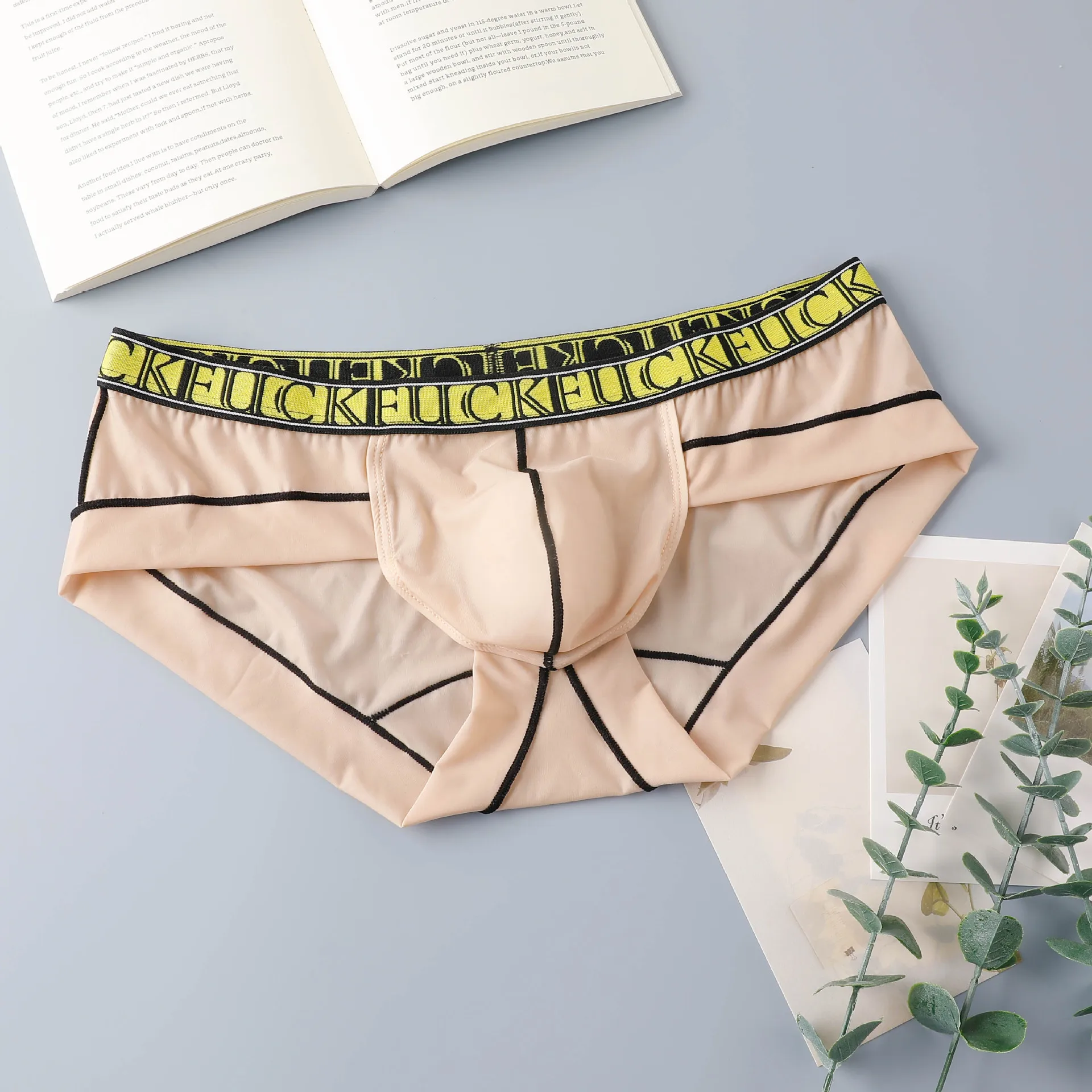 Men's Ice Silk Briefs Low Rise Sexy Solid Color Elastic Tight Breathable Athletic Underwear Youth Fashion U Convex Pouch Panties