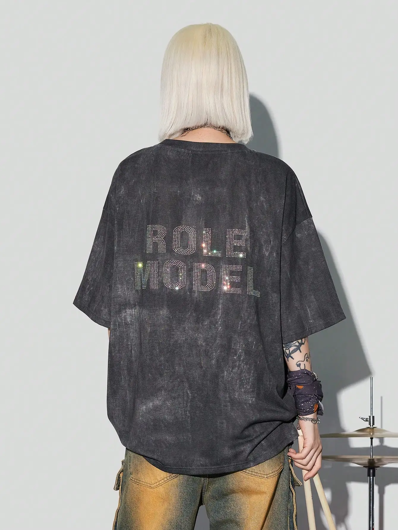 

Women's Y2K Oversized T-Shirt with Rhinestone 'ROLE MODEL' Back Print for Concerts & Raves