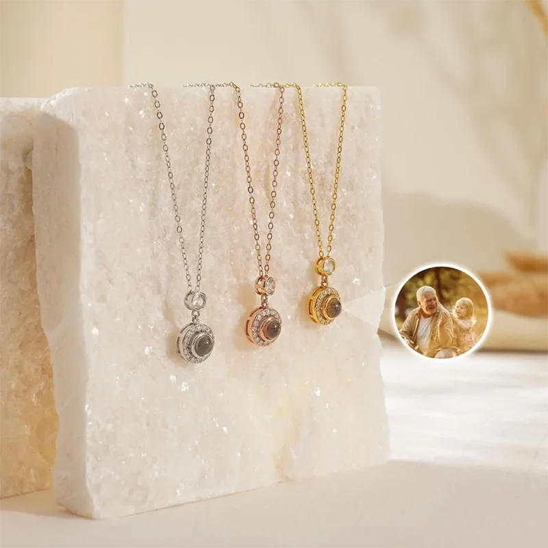 

DHQH Customized Photo Diamond Projection Pendant Necklace Personalized Commemorative Photo Necklace Female Projection Jewelry