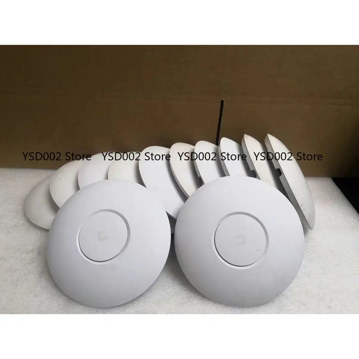 

UBNT UniFi UAP-AC-PRO Enterprise Wireless AP — потолочное крепление, двухдиапазонный гигабитный Wi-Fi для сетей SHD/EDU/LITE