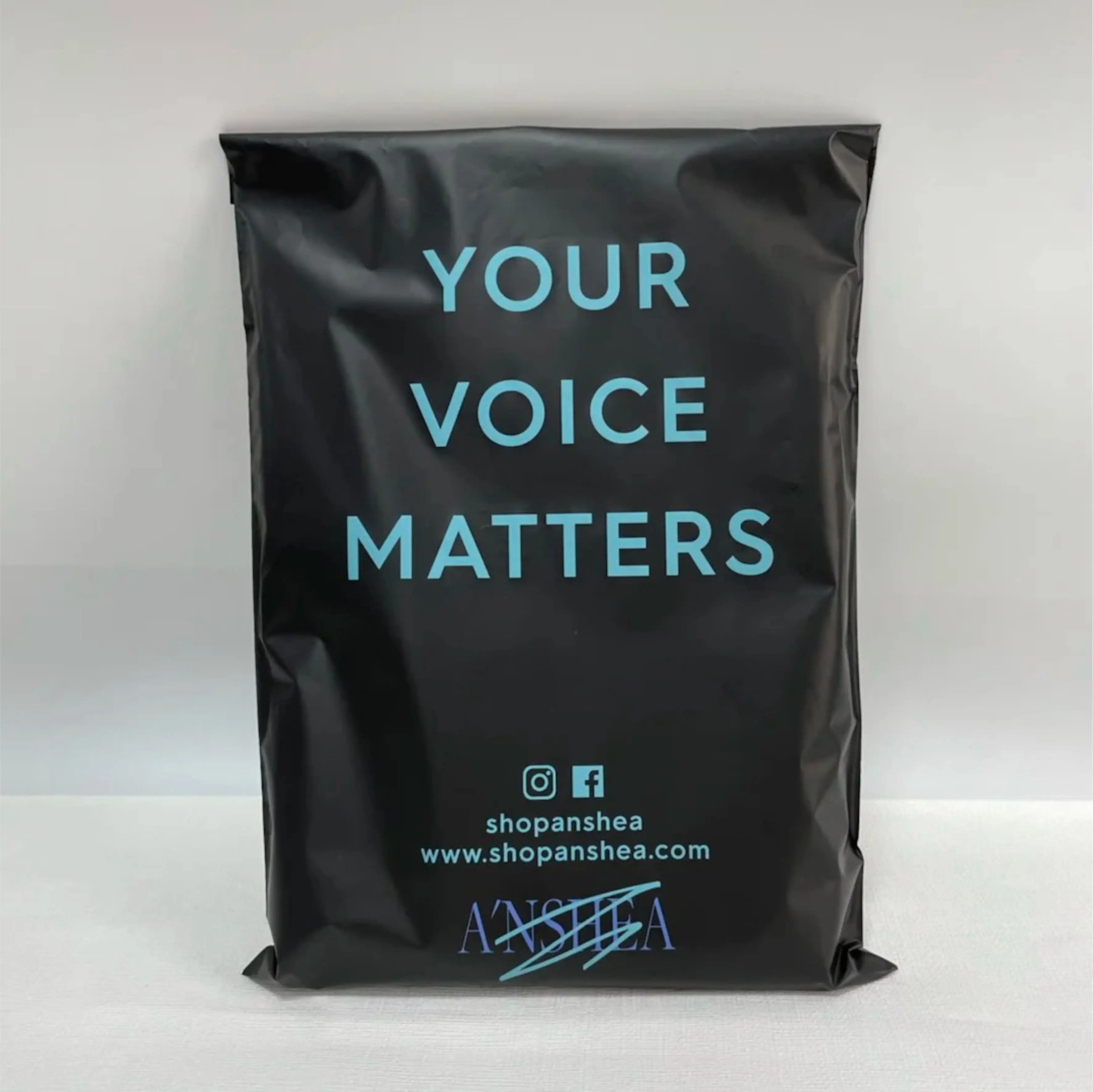 

Eco friendly biodegradable wholesale high quality matte Black custom poly printed mailers plastic packaging shipping bag 100pcs