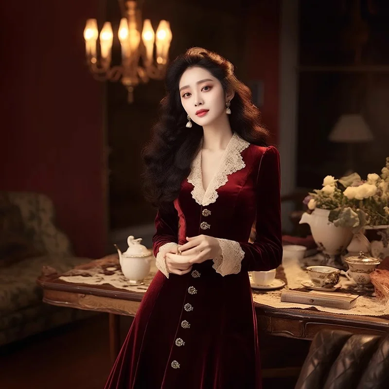 

Red Velvet Dress Lace Collar Slimming Beautiful High-End Small Fragrance Style Autumn New Arrival Women's Long Dress
