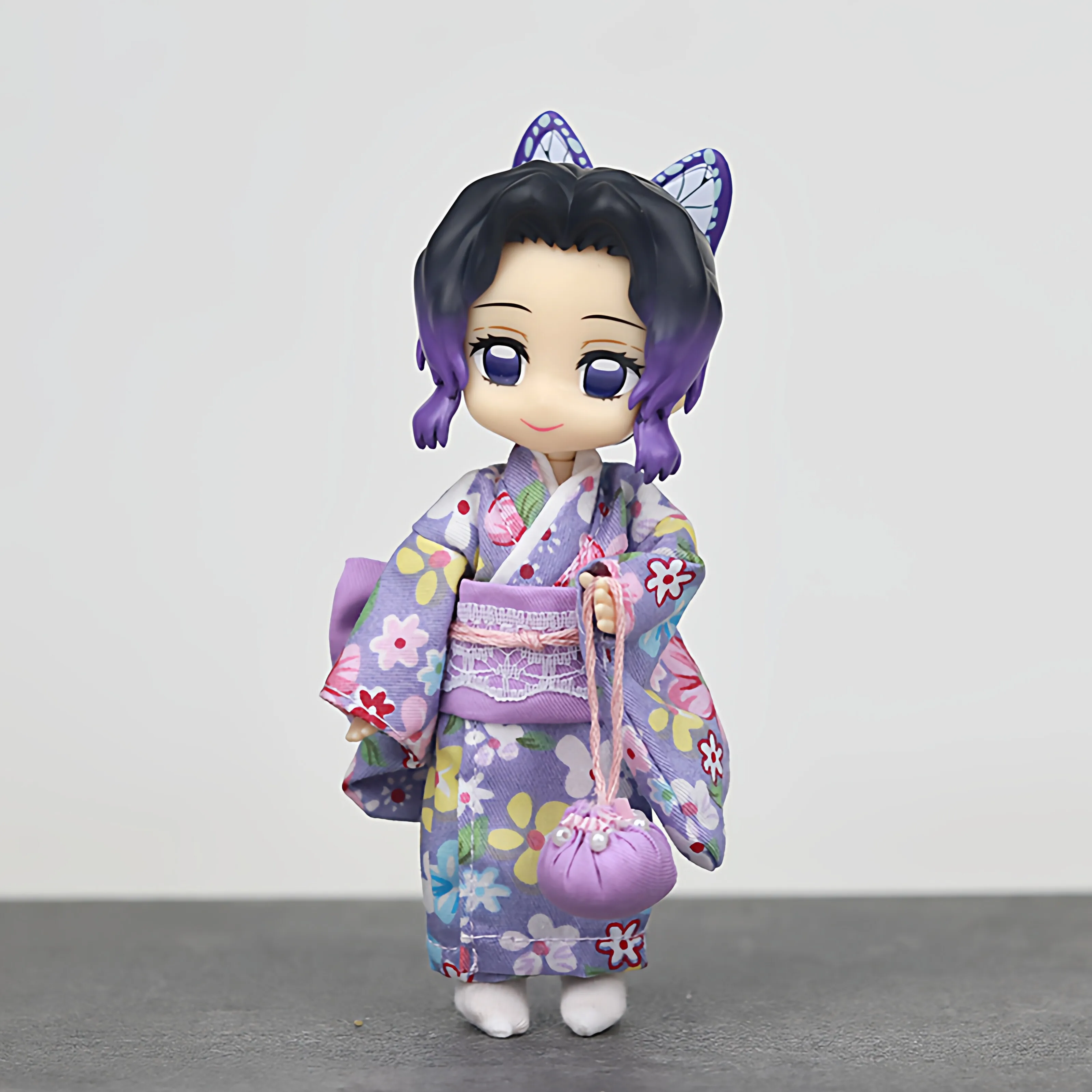 

Коллекционная фигурка Ко́чо Шинобу 1/12 BJD OB11 из серии «Истребитель демонов» (GSC), полный комплект, игрушка, украшение для рабочего стола, подарок на день рождения, сюрприз-пакет