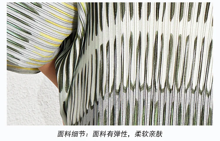 Miyake 2024 Herbst Neues Damen-Fledermausärmel-Langkleid, Locker Sitzend, Übergröße, Modisches Plissee-Maxikleid – Detail 15