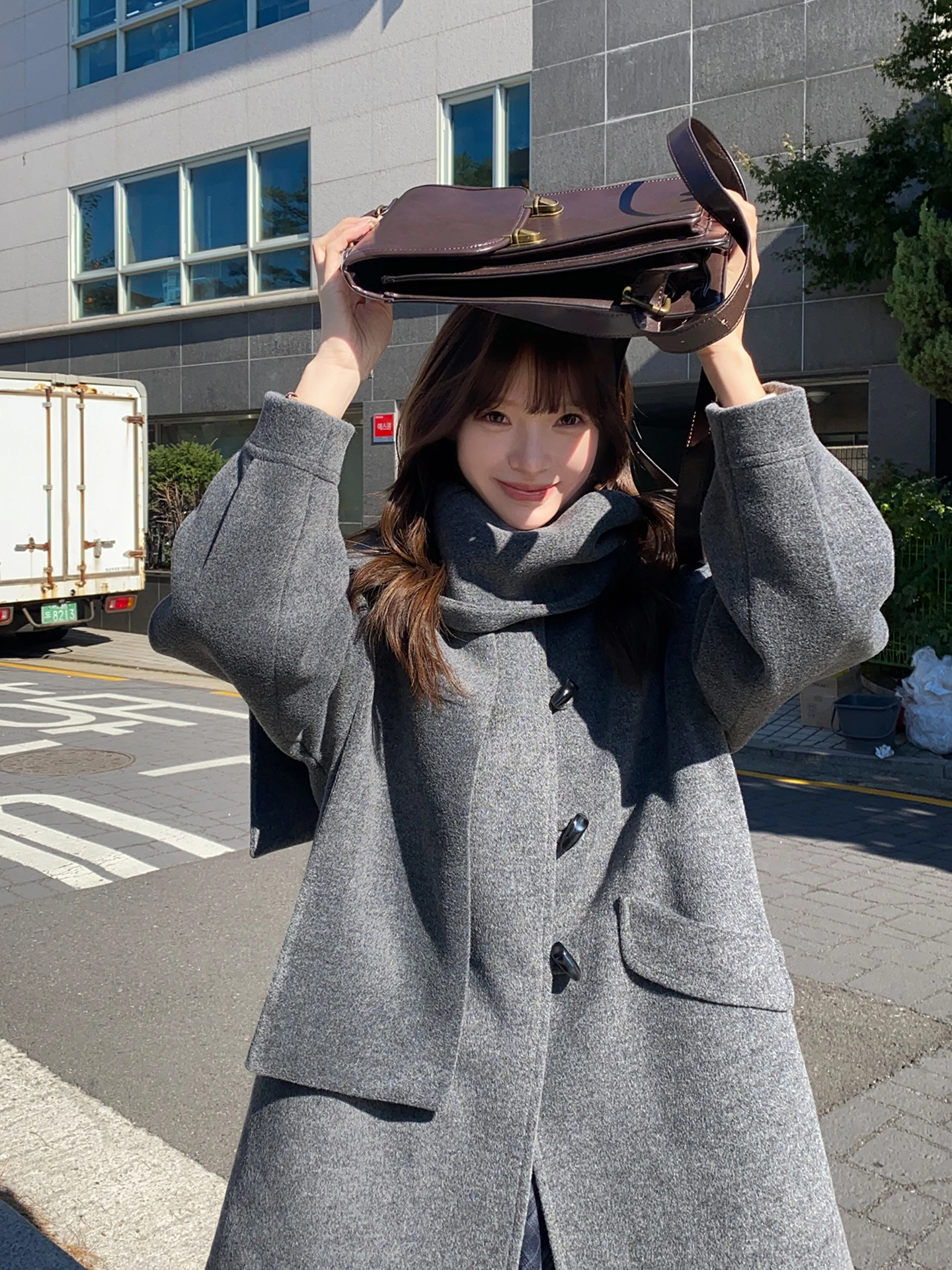 

Milk Rabbit Woolen Coat Women's Mid-Length Scarf Jaet Cotton Lined Asymmetrical Button Design Winter Faion Outerwear