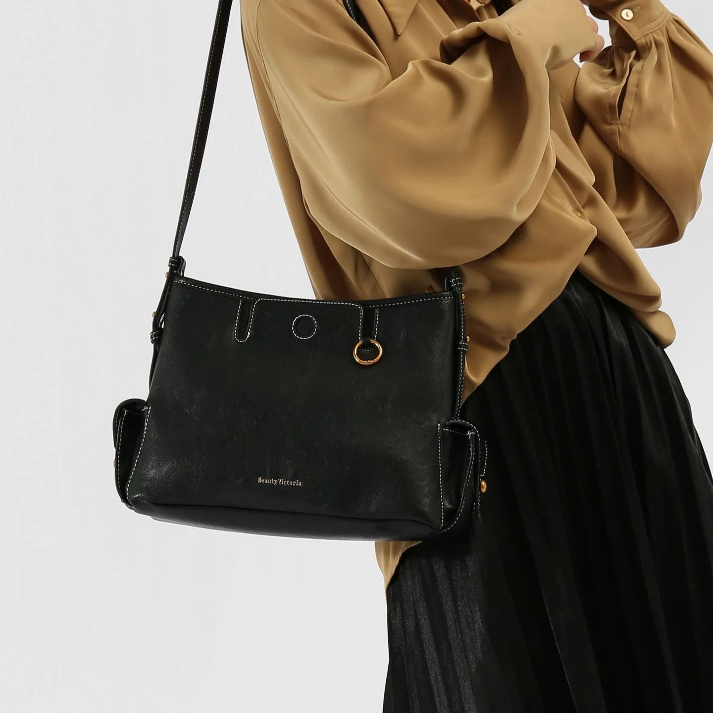 Bolso de mano de cuero curtido Diseño único capaz Alternativa Otoño Invierno Nuevo Sle Uso diario informal Opciones de color neutro