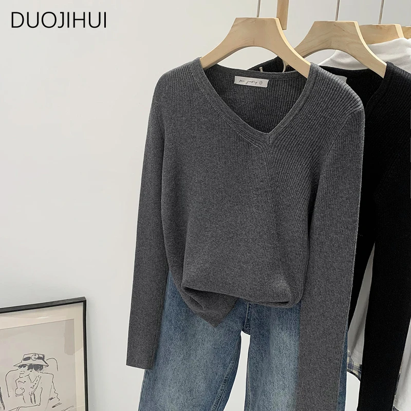 DUOJIHUI Grey Basic Long Sleeve Chicly V-neck Slim Female Pullovers Autumn New Simple Solid Color Fashion Casual Women Pullovers