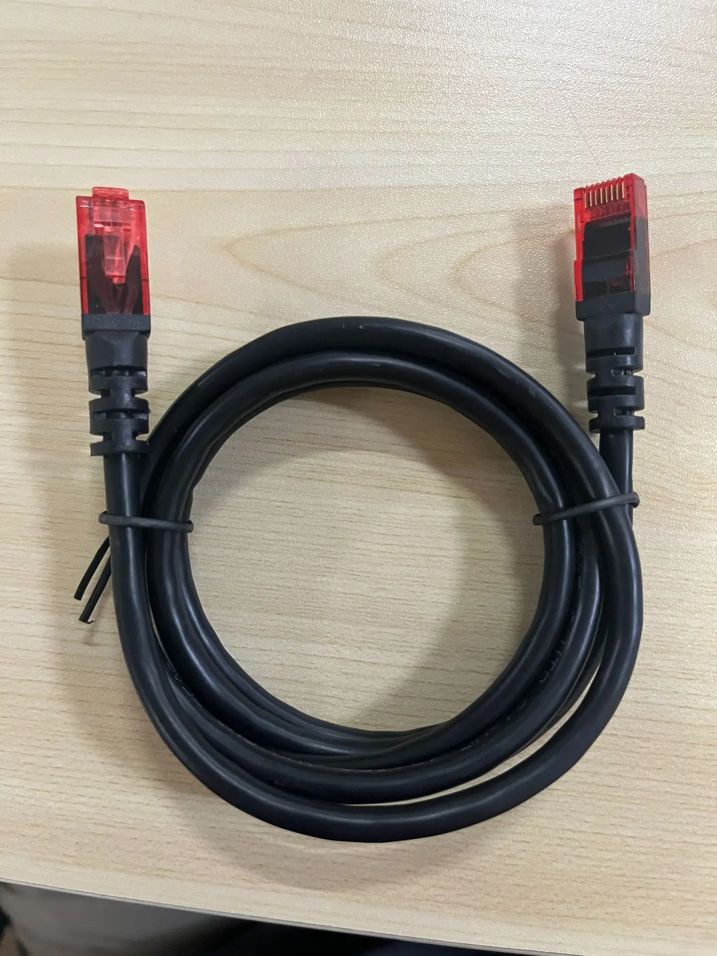 

Round Ethernet Cables Cat5e UTP 1M Internet cables 3.33ft NetworkWire Black head Red line Rj45 Patch cord Circle line