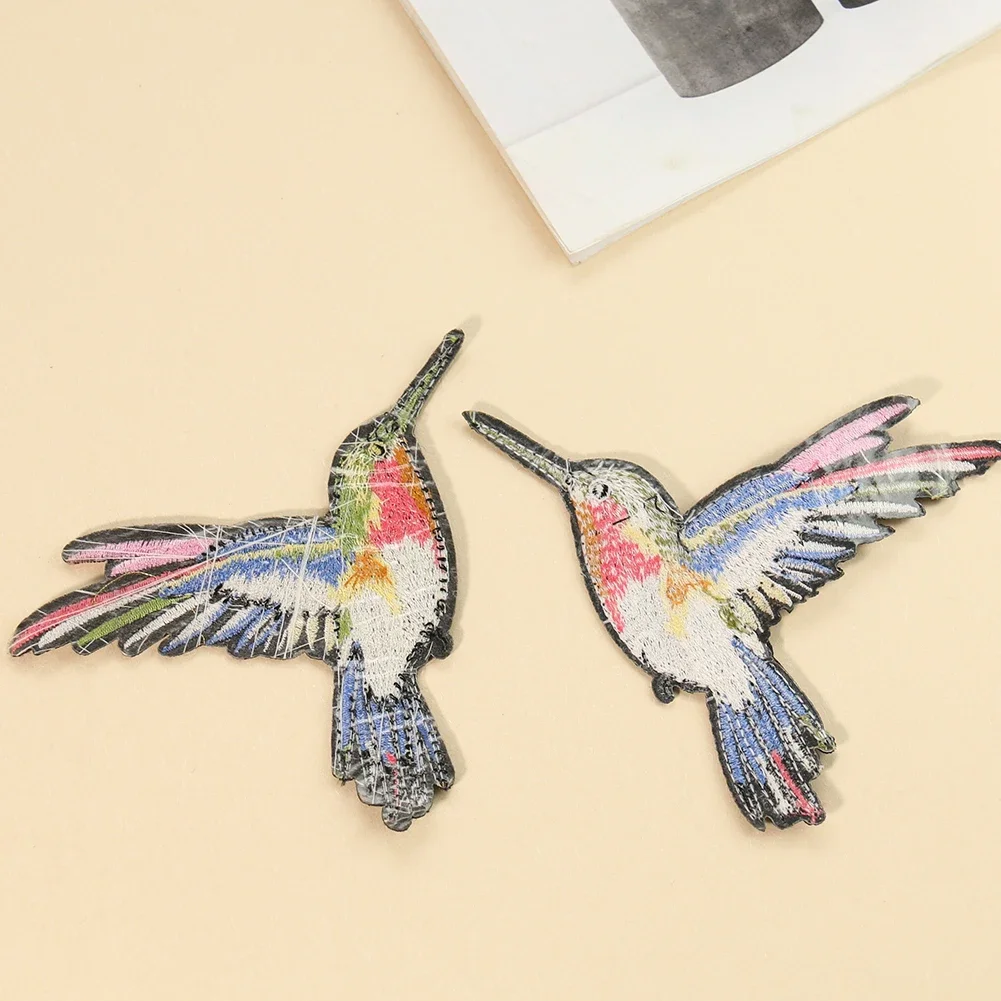 Symmetry Left Right Hummingbird Kingfisher Embroidery Sewing Applique Badge Iron on Patch DIY Clothing Cheongsam Scrapbook Decor