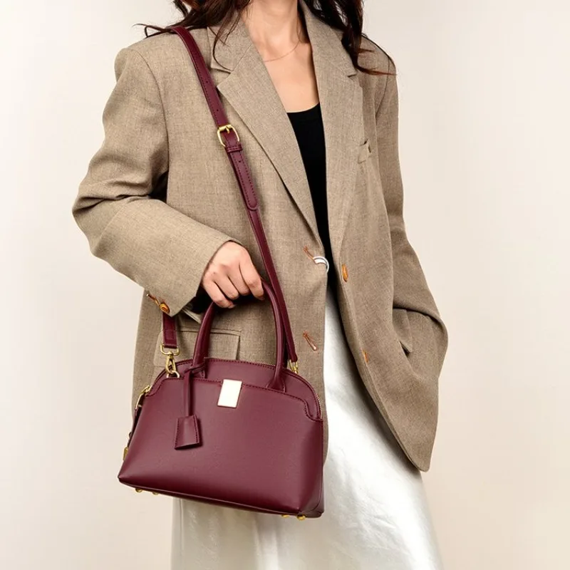 高級クラシックシンプルおむつバッグ女性用パリ風エレガントメッセンジャーバッグ高級クロスボディバッグファッショナブルトートバッグ